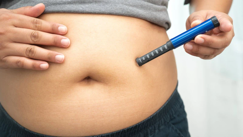 Tiêm insulin nhiều lần ở cùng một vị trí có thể gây sưng, đau