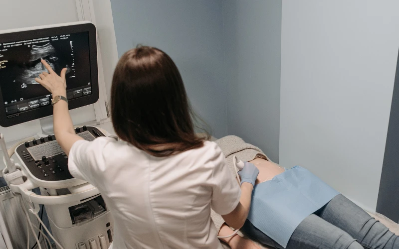 Cần kết hợp chỉ số beta hCG và siêu âm để đánh giá khả năng giữ thai