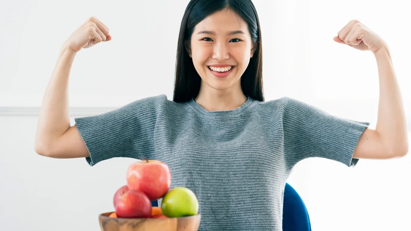 Ăn uống hợp lý giúp cải thiện giấc ngủ, nên ưu tiên rau củ và trái cây tươi