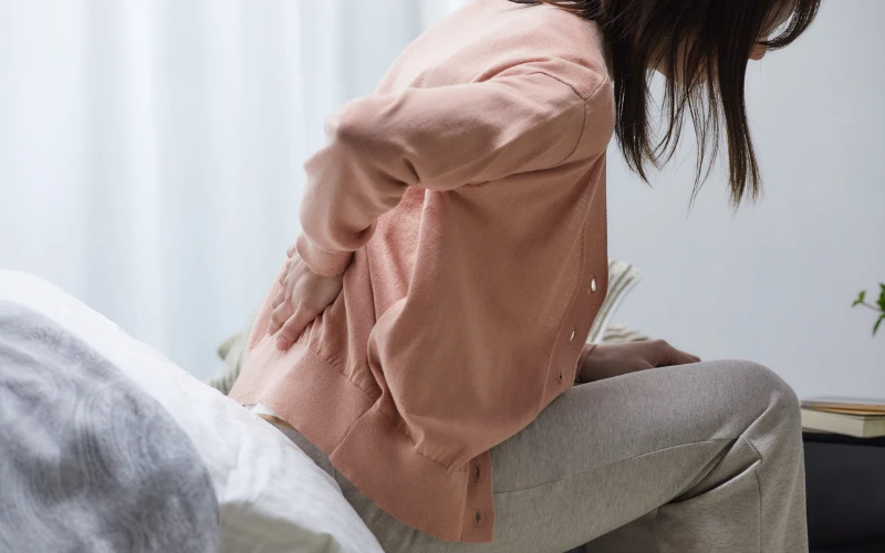 Thoát vị đĩa đệm là bệnh lý cột sống thường gặp gây hạn chế vận động của người bệnh