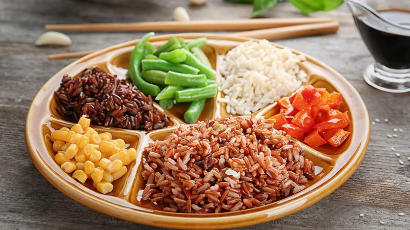 Giảm cân sau sinh bằng gạo lứt: Giải pháp lành mạnh và an toàn cho mẹ bỉm 2