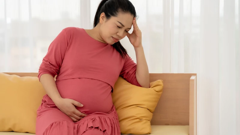 Giảm mệt mỏi khi mang thai 3 tháng đầu do cơ thể thay đổi hormone