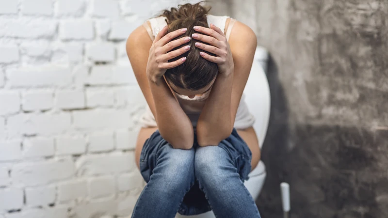 Táo bón mạn tính làm tăng nguy cơ mắc giãn tĩnh mạch