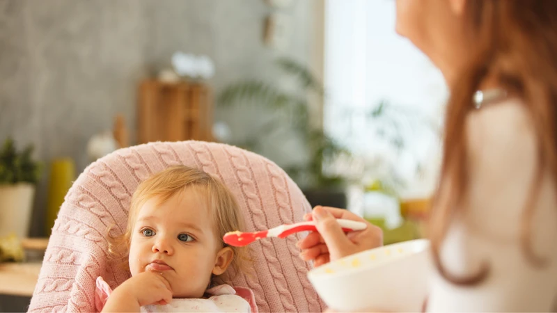 Gợi ý thực đơn ăn dặm cho bé 7 tháng tuổi4