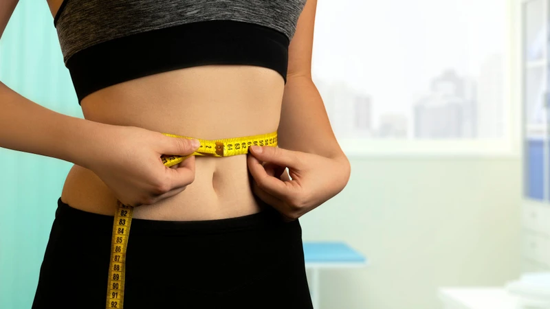 Hạt dinh dưỡng chứa nhiều chất xơ nên hỗ trợ kiểm soát cân nặng hiệu quả