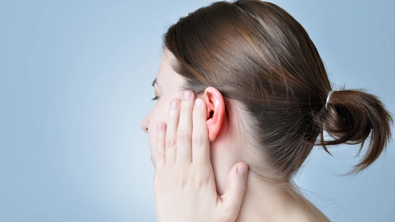 Hình ảnh viêm tai giữa ở người lớn theo từng giai đoạn 1