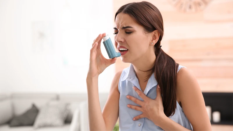 Ho tức ngực có đờm là dấu hiệu của bệnh gì? 2