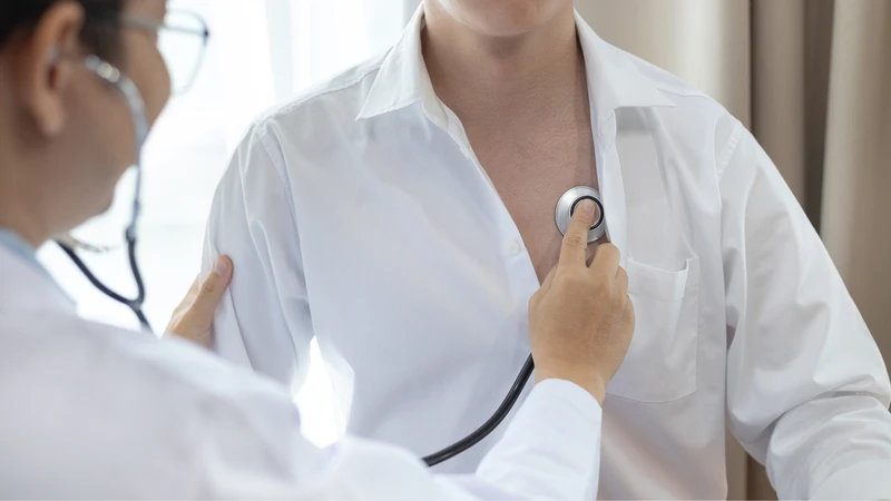 Ho tức ngực khó thở là dấu hiệu cảnh báo bệnh lý gì? 4