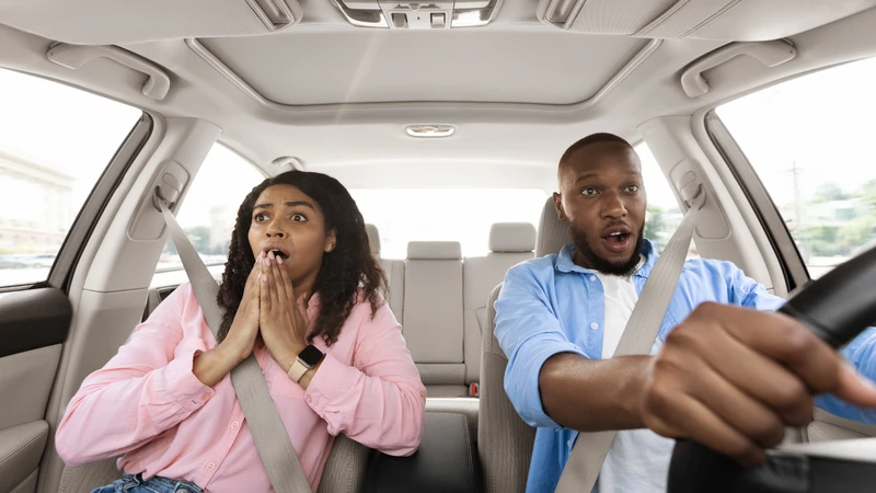 Nỗi sợ tốc độ có thể gây ra cảm giác hoảng loạn và mất kiểm soát