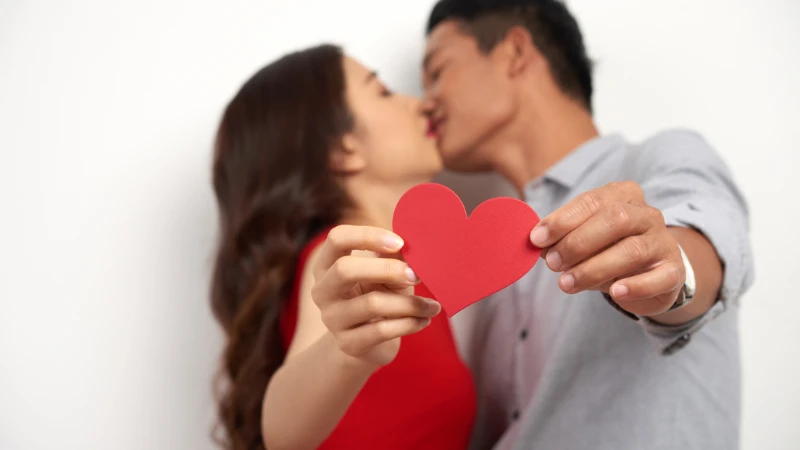 Hôn nhau có lây HPV không? Sự thật bạn nên biết sớm 2