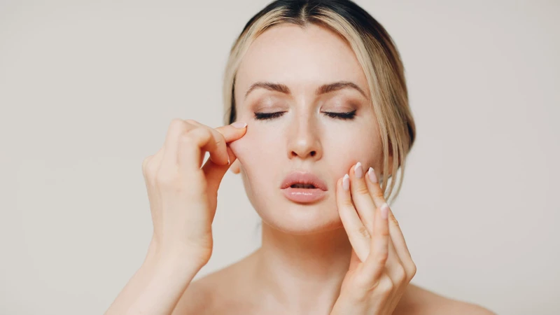 Các bài tập phục hồi đơn giản nhưng mang lại hiệu quả lớn cho cơ mặt.
