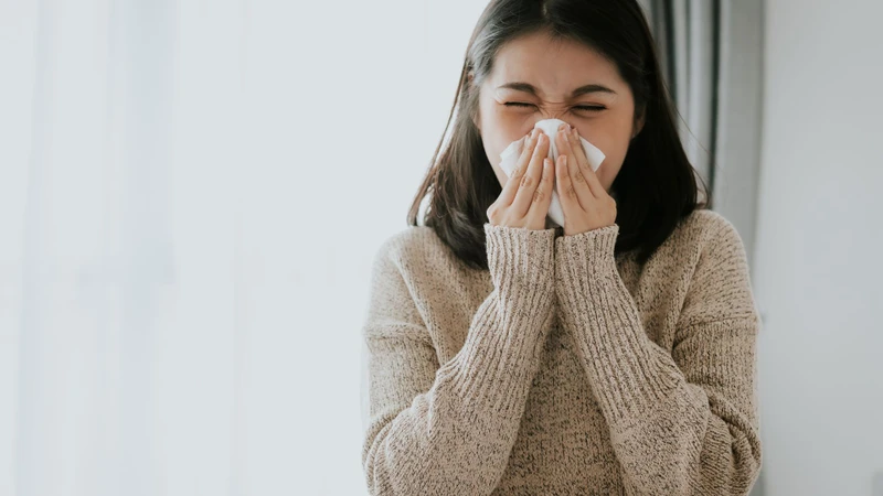Hít phải khói hương muỗi quá nhiều có thể gây kích ứng mũi họng