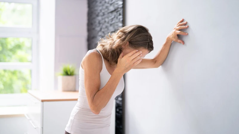 Chóng mặt là một triệu chứng điển hình của huyết áp tâm trương thấp