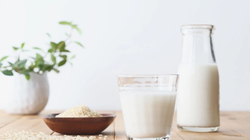Người huyết áp thấp nên ưu tiên sử dụng các loại sữa dễ tiêu hoá