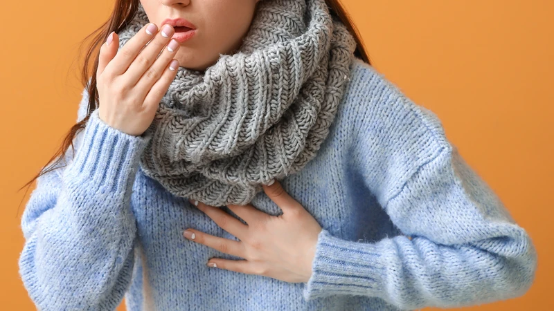 Tránh các yếu tố kích thích vì chúng có thể làm tình trạng ho và đờm nặng hơn