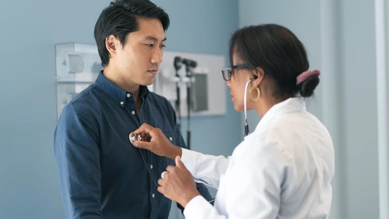 Khám sức khỏe định kỳ giúp theo dõi tình trạng cơ thể theo thời gian