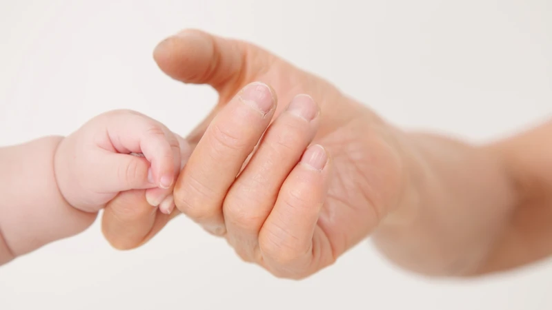 Bảo vệ trẻ trước RSV để chủ động chăm sóc sức khỏe hô hấp cho trẻ