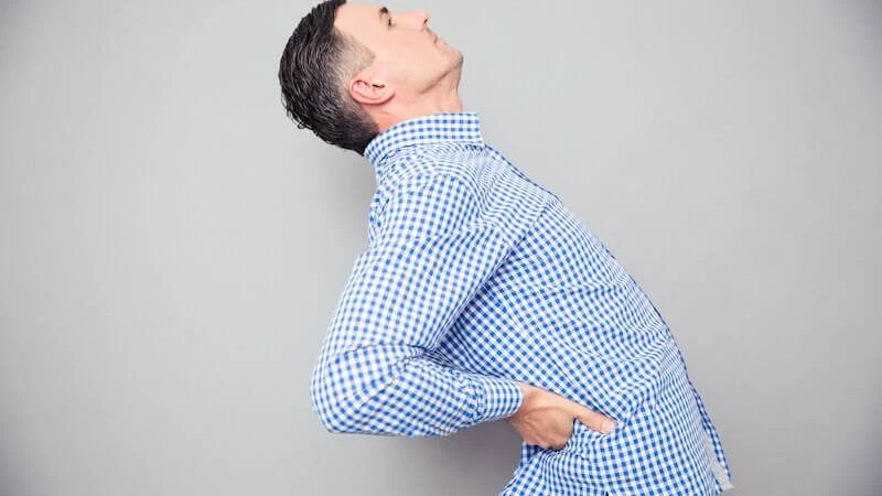 Việc chỉ định mổ thoát vị đĩa đệm dựa trên đánh giá toàn diện của bác sĩ chuyên khoa