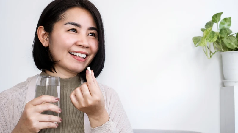 Khi sử dụng lợi khuẩn, nên chọn sản phẩm phù hợp và tham khảo ý kiến chuyên gia nếu cần