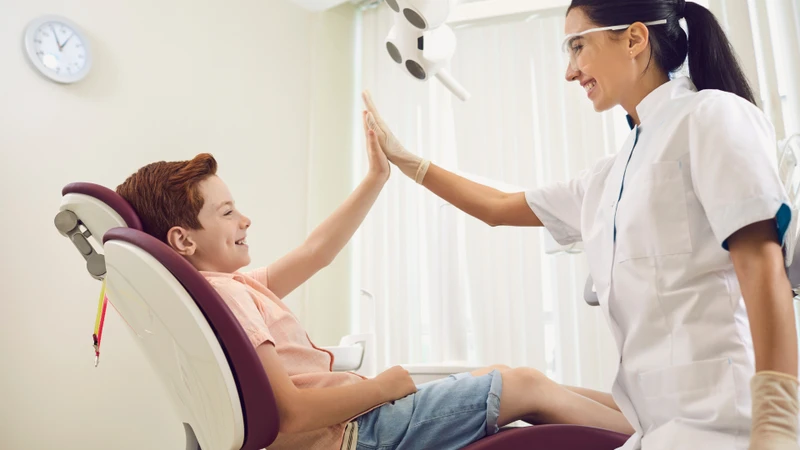 Khớp cắn hở là gì? Nguyên nhân, dấu hiệu và cách khắc phục để ăn nhai thoải mái hơn 5