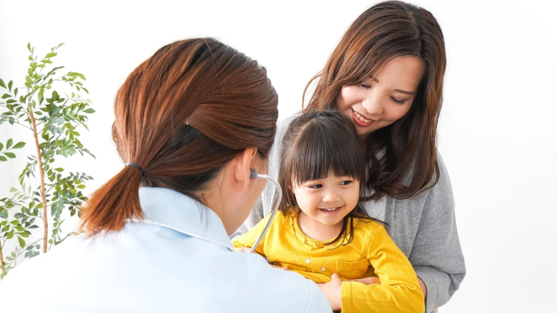 Trẻ nhỏ là đối tượng ưu tiên, khi có triệu chứng cúm nên được tư vấn y tế sớm