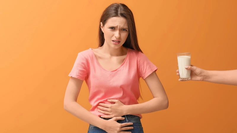 Người bị rối loạn tiêu hóa hoặc không dung nạp lactose nên hạn chế thực phẩm chứa lactose