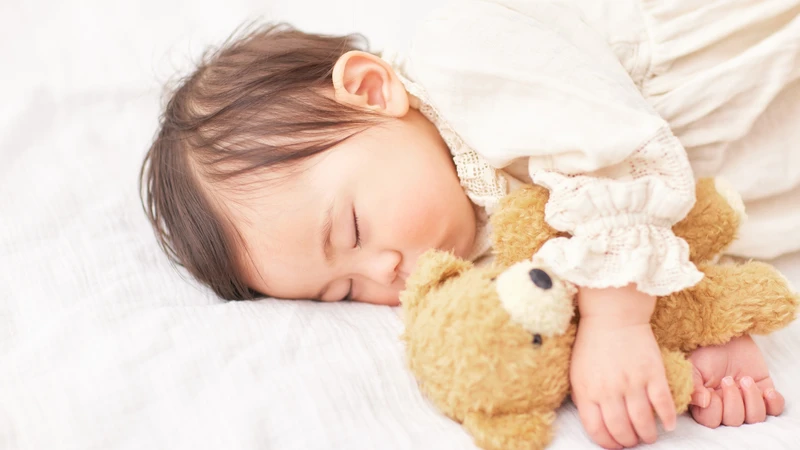 Giấc ngủ trưa là giấc ngủ dài duy nhất trong ngày của bé, giúp bé phục hồi năng lượng