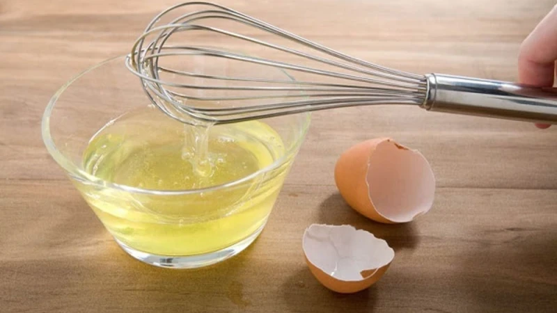 Lòng trắng trứng vịt và gà có mức calo khác nhau