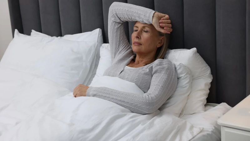 Mãn kinh có quan hệ được không là vấn đề mà nhiều chị em phụ nữ quan tâm