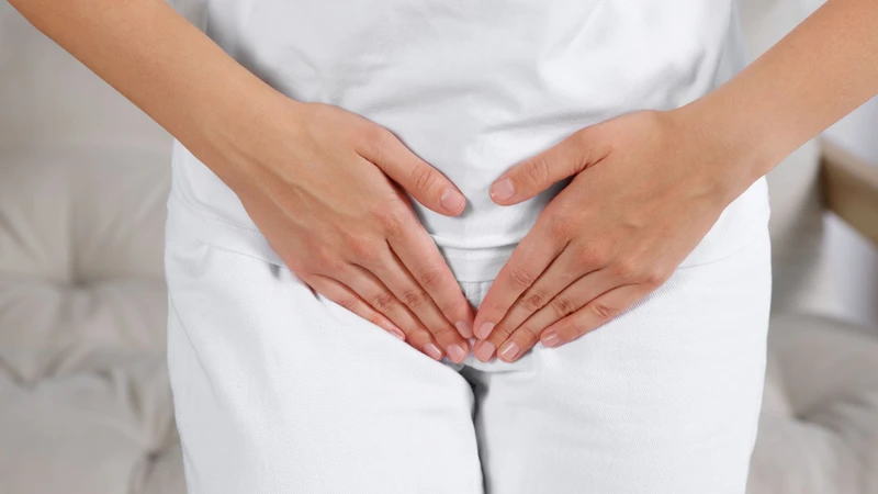 Mãn kinh vẫn có khí hư có bình thường không?