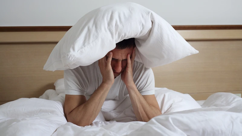 Mất ngủ do rối loạn tiền đình là gì? Mất ngủ do rối loạn tiền đình nên cải thiện như thế nào?