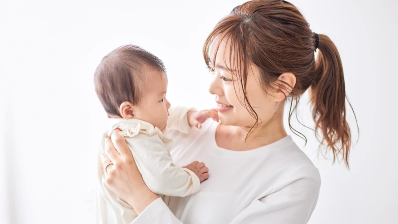 Cha mẹ cần quan sát kỹ đôi mắt của trẻ mỗi ngày