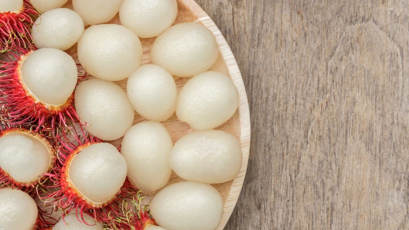 Mẹ bầu ăn chôm chôm được không? Bầu 3 tháng đầu có nên ăn chôm chôm không?4