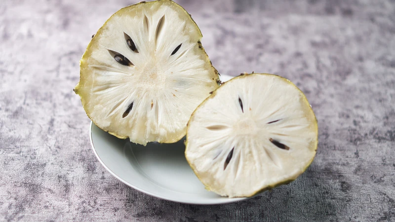 Mẹ bầu ăn mãng cầu được không? Ăn như thế nào mới tốt?2
