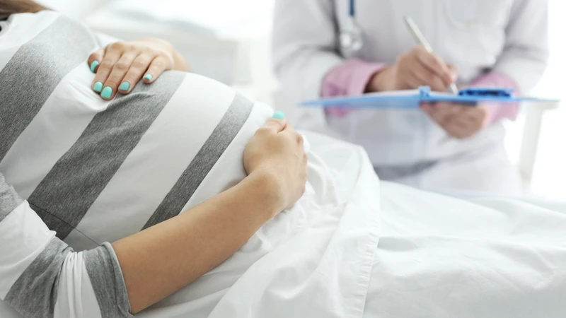 Mẹ bầu bị sốt xuất huyết 3 tháng cuối có ảnh hưởng đến thai nhi không? 3