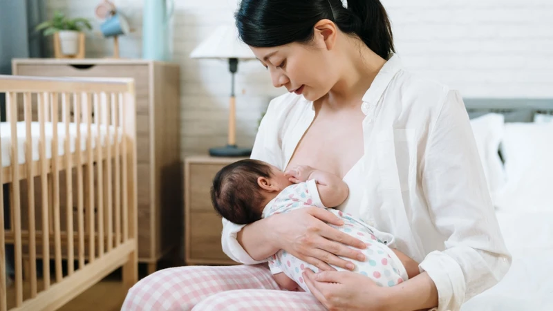 Chăm sóc đúng giúp mẹ sau sinh phục hồi sức khỏe