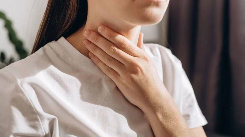 Tình trạng mệt mỏi chán ăn sút cân có thể do bệnh cường giáp gây ra