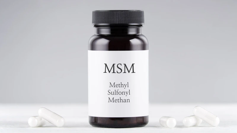 MSM giúp làm giảm sản xuất các cytokine gây viêm như TNF-α và IL-6, từ đó làm dịu các triệu chứng sưng, nóng, đỏ, đau tại khớp