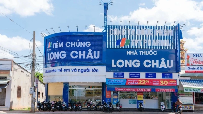 Trung tâm Tiêm chủng Long Châu là địa chỉ uy tín cung cấp các loại vắc xin an toàn cho trẻ em và người lớn