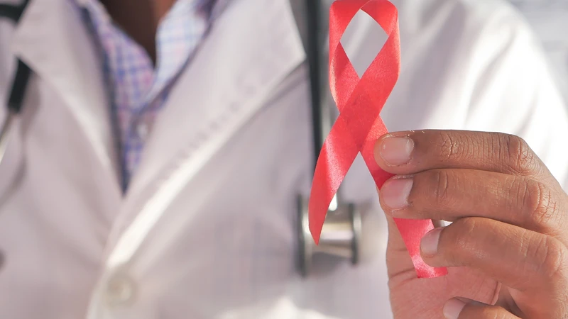 Lưu ý chăm sóc da khi nghi ngờ mụn HIV giai đoạn đầu
