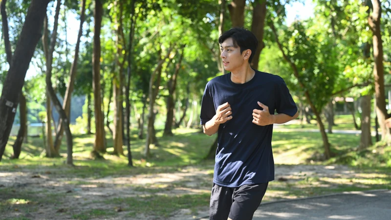 Duy trì lối sống lành mạnh giúp nam giới cân bằng nội tiết bền vững