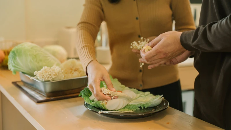 Nấm kim châm bao nhiêu calo? Giá trị dinh dưỡng và lợi ích ít ai ngờ 1