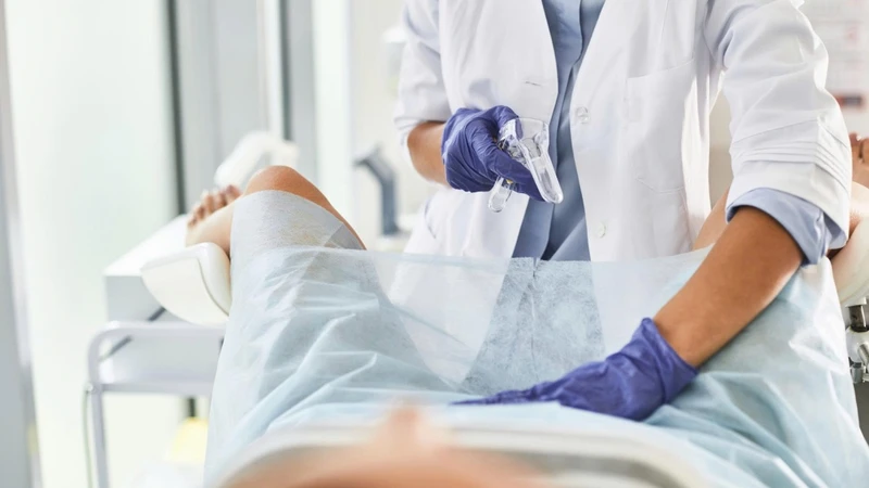 Nên đi khám phụ khoa khi nào? Cần lưu ý những gì? 3