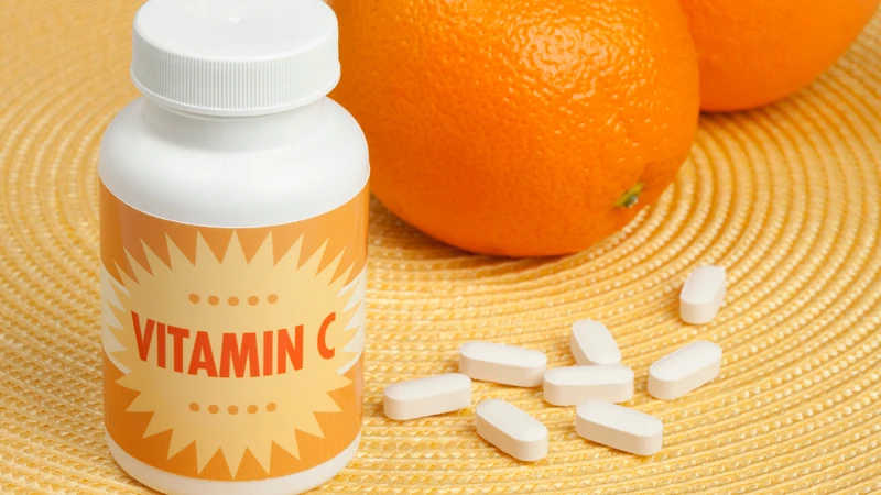 Một số trường hợp có thể chia nhỏ liều vitamin C thành nhiều lần trong ngày
