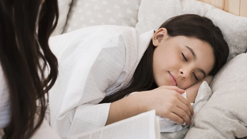Để hỗ trợ tăng chiều cao hiệu quả, thời điểm ngủ lý tưởng là trước 22 giờ
