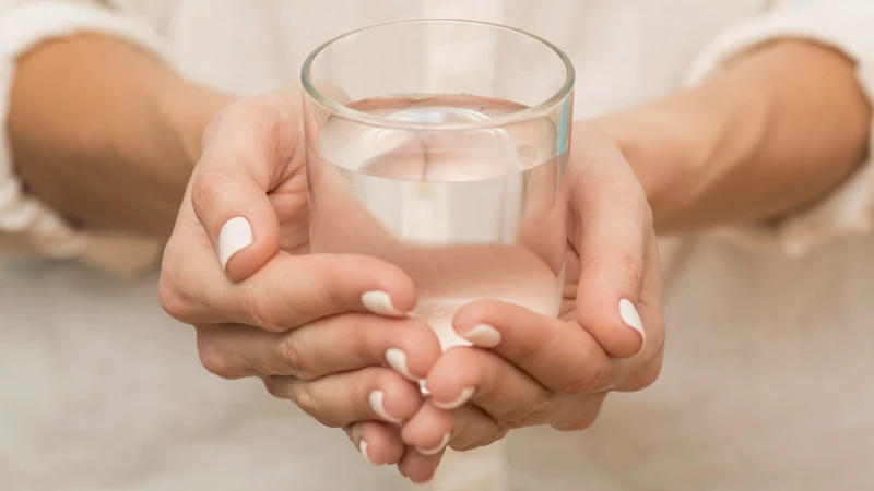 Nước lọc là lựa chọn hàng đầu cho người bị gan nhiễm mỡ