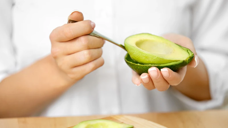 Bơ không chỉ an toàn mà còn mang lại nhiều lợi ích sức khỏe