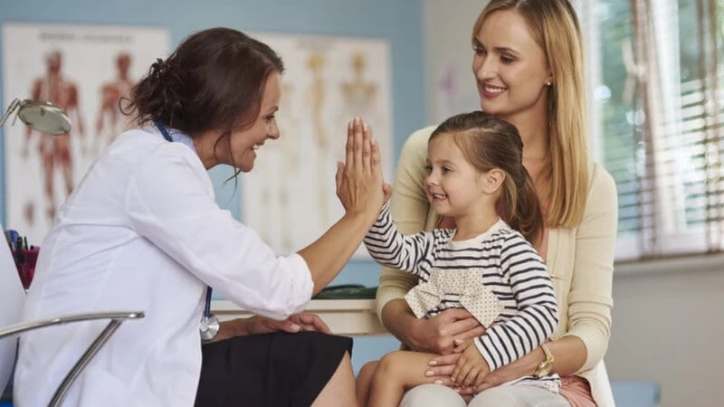 Nhận biết hình ảnh bệnh sốt xuất huyết ở trẻ em qua từng giai đoạn 12