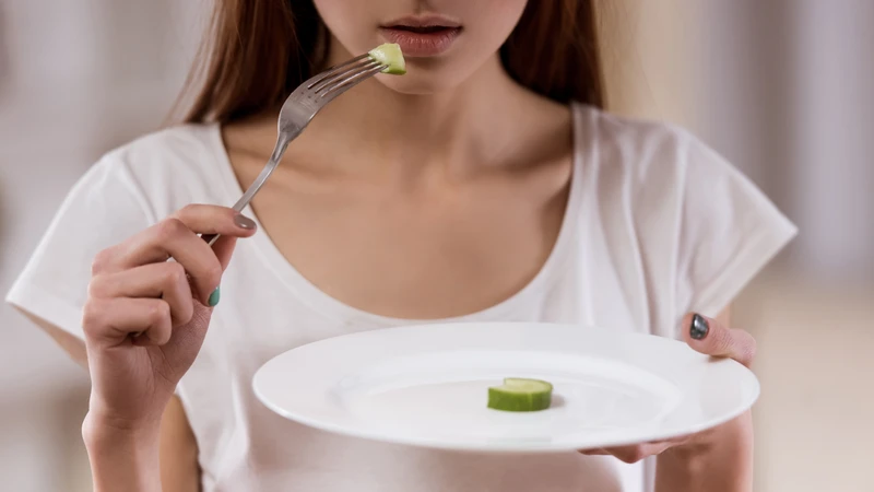 Trong một số trường hợp, nhạt miệng khi mang thai có thể liên quan đến thiếu hụt dinh dưỡng