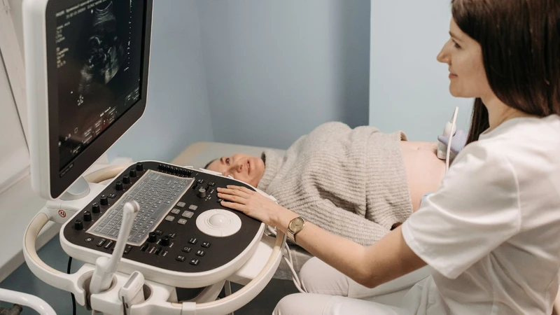 Nhau bám thấp​ có nguy hiểm không? 2